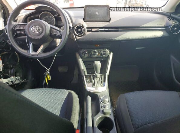 3MYDLBYV7KY521733 2019 TOYOTA YARIS Silver Vista del salpicadero