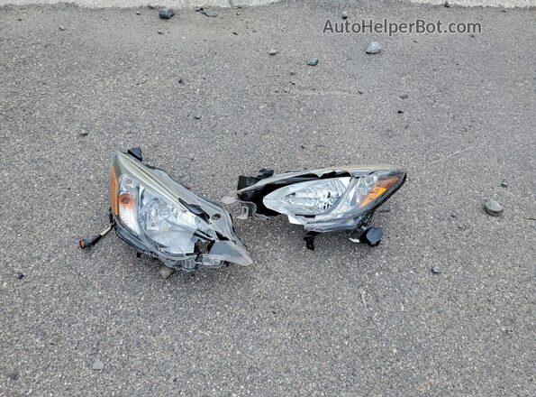 3MYDLBYV7KY528603 2019 TOYOTA YARIS Blue Вид підкапотного простору