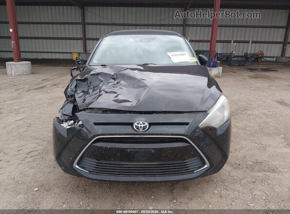 3MYDLBYV8HY155113 2017 TOYOTA YARIS IA Black უკანა სალონის ხედი