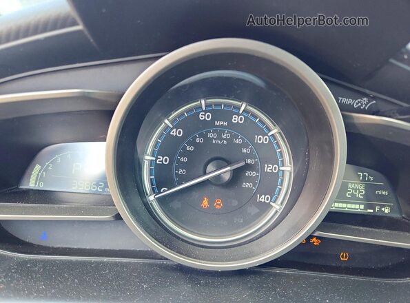 3MYDLBYV8KY522776 2019 TOYOTA YARIS Черный Вид щитка приборов