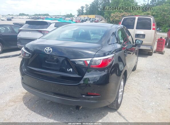 3MYDLBYV9JY302335 2018 TOYOTA YARIS IA Black Rear right