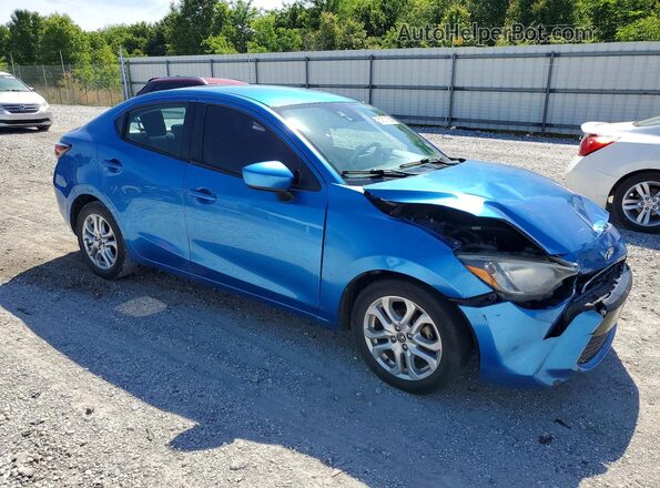 3MYDLBYV9JY313349 2018 TOYOTA YARIS Blue 