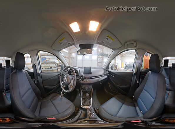 3MYDLBYV9JY321760 2018 TOYOTA YARIS Silver 