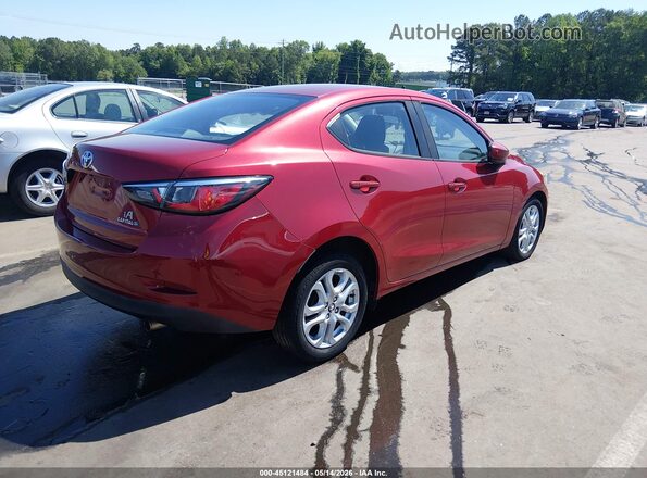 3MYDLBYVXJY308595 2018 TOYOTA YARIS IA Red Rear right