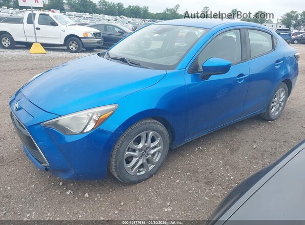 3MYDLBYVXJY323193 2018 TOYOTA YARIS IA Blue წინა მარცხენა ხედი სამი მეოთხედიდან