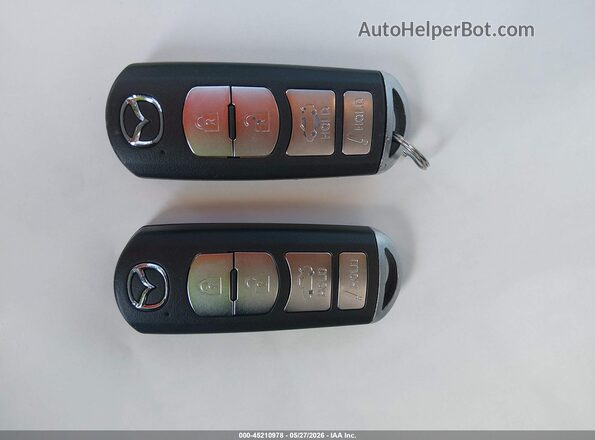 3MZBM1U75GM322924 2016 MAZDA 3 Red Առջևի վահանակի տեսք