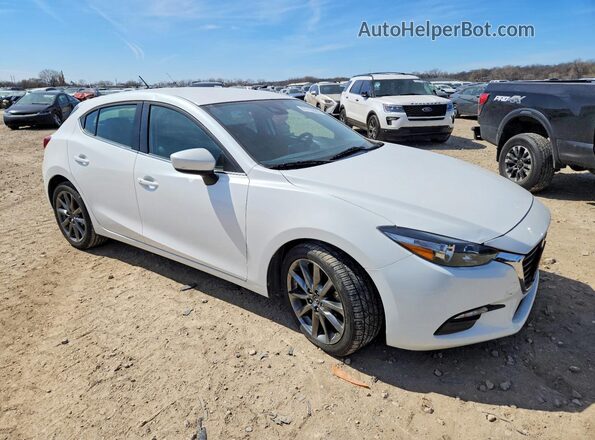 3MZBN1L32JM268565 2018 MAZDA 3 White 
