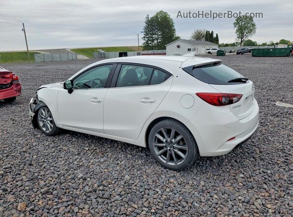 3MZBN1L33JM223991 2018 MAZDA 3 White Rear left