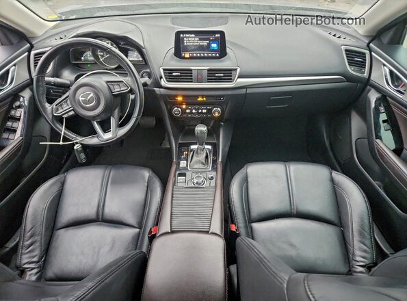 3MZBN1L35JM251792 2018 MAZDA 3 Gray Вид панелі приладів