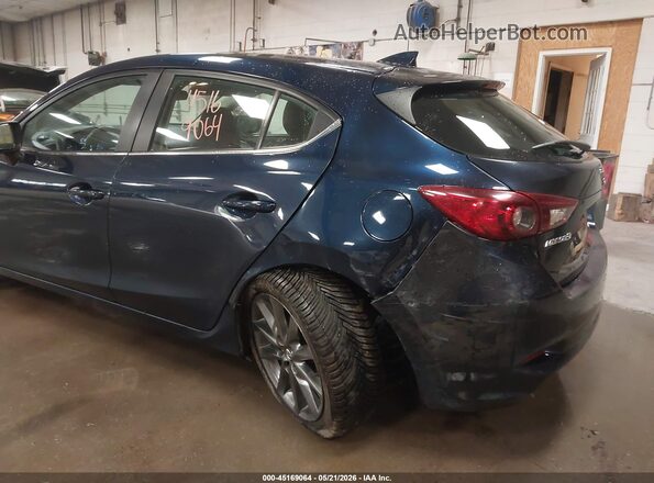 3MZBN1L39JM240729 2018 MAZDA 3 Синий Вид спереди