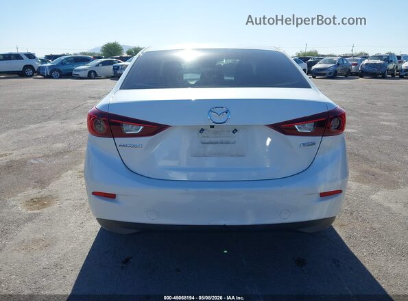 3MZBN1U74JM198357 2018 MAZDA 3 White 