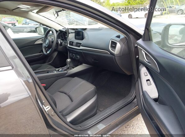3MZBN1U7XHM155104 2017 MAZDA 3 Gray Front interior view