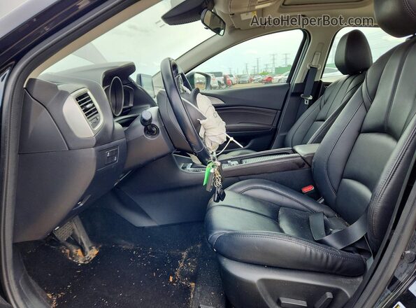 3MZBN1V31JM239877 2018 MAZDA 3 Черный 