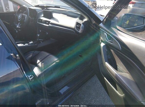 3MZBN1V31JM241130 2018 MAZDA 3 Blue 