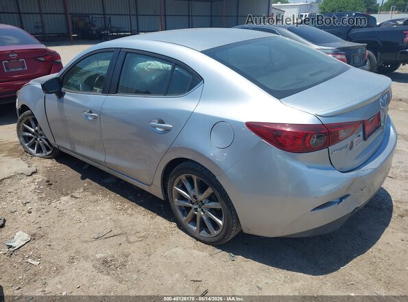 3MZBN1V34JM200815 2018 MAZDA 3 Silver Tył lewy