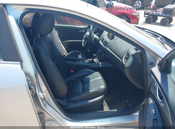 3MZBN1V34JM200815 2018 MAZDA 3 Silver Widok wnętrza z przodu