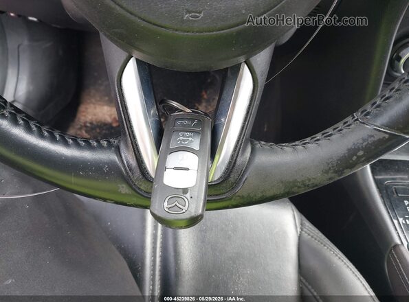 3MZBN1V35JM183040 2018 MAZDA 3 Red Widok deski rozdzielczej