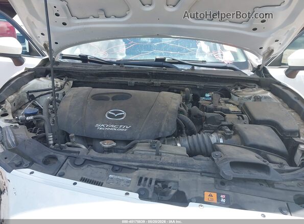 3MZBN1V37JM168880 2018 MAZDA 3 White Widok z tyłu