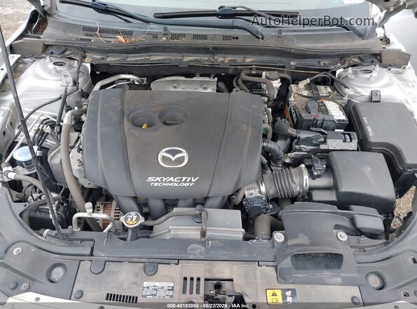 3MZBN1V3XJM207767 2018 MAZDA 3 Silver Vista trasera