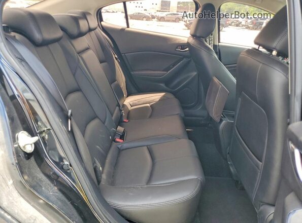 3MZBN1V3XJM257987 2018 MAZDA 3 Black 