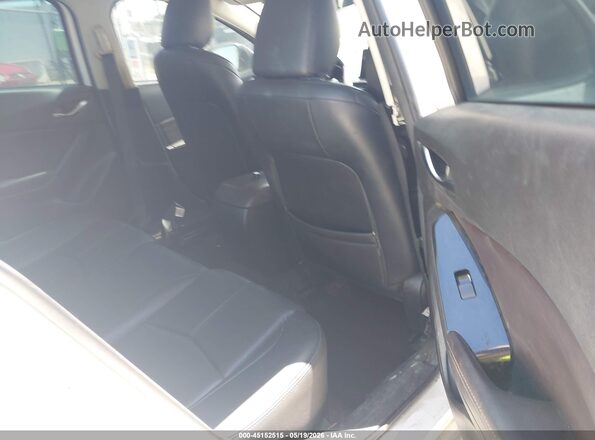 3MZBN1V70HM127939 2017 MAZDA 3 White VIN sticker view