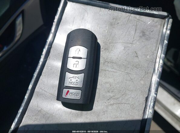 3MZBN1V70HM127939 2017 MAZDA 3 White Dashboard view