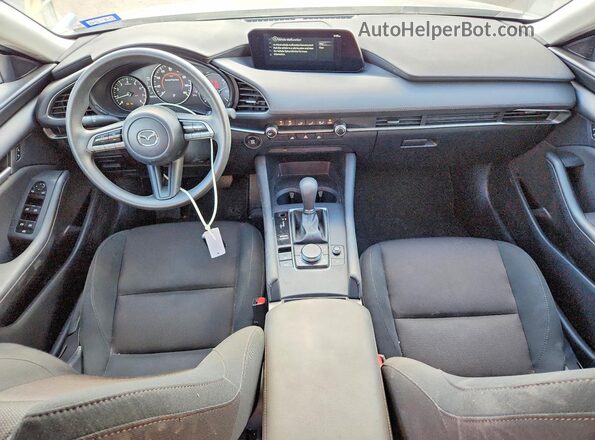 3MZBPABL7KM110431 2019 MAZDA 3 Black Vista del salpicadero