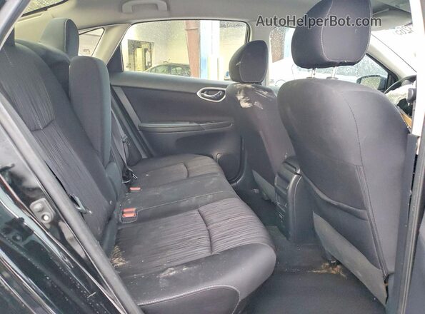 3N1AB7AP0JY323932 2018 NISSAN SENTRA Black Rear seats view