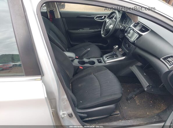 3N1AB7AP0KY276807 2019 NISSAN SENTRA Silver Widok wnętrza z przodu