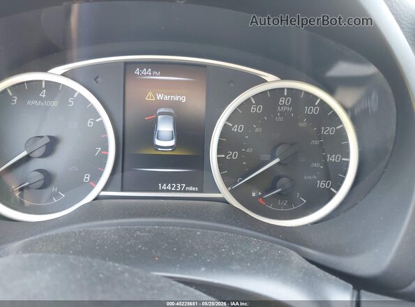 3N1AB7AP1GL640561 2016 NISSAN SENTRA Red Widok tylnych siedzeń