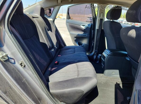 3N1AB7AP1HY358635 2017 NISSAN SENTRA Gray Rear seats view