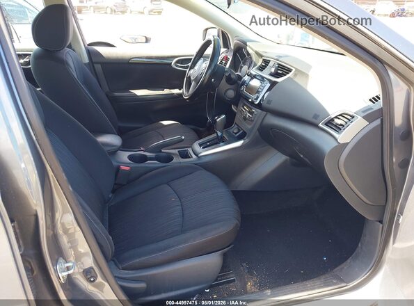 3N1AB7AP1JY232541 2018 NISSAN SENTRA Gray Vista interior delantera
