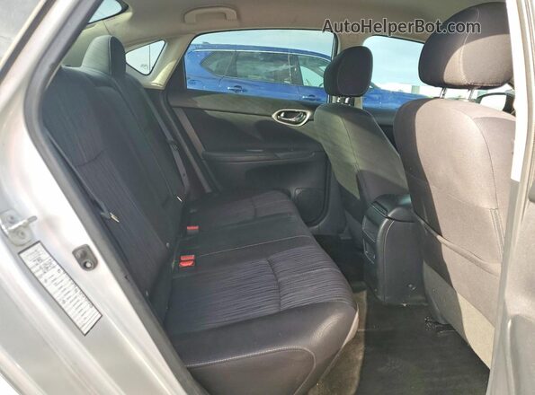 3N1AB7AP2HL670055 2017 NISSAN SENTRA Silver Вид задніх сидінь