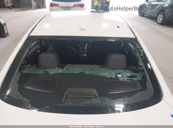 3N1AB7AP3HY307203 2017 NISSAN SENTRA White Դիմացի տեսք