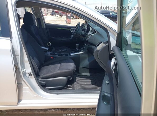 3N1AB7AP3JL605916 2018 NISSAN SENTRA Silver Vista interior delantera