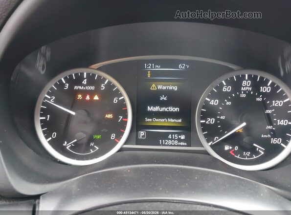 3N1AB7AP3JY227793 2018 NISSAN SENTRA Silver Widok tylnych siedzeń