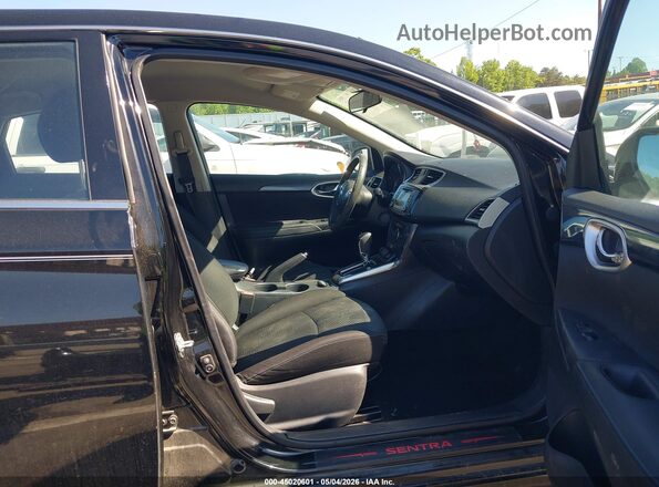 3N1AB7AP3JY310155 2018 NISSAN SENTRA Black Front interior view