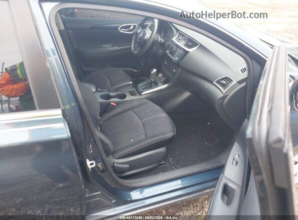 3N1AB7AP4HY307369 2017 NISSAN SENTRA Dark Blue Вид салона спереди