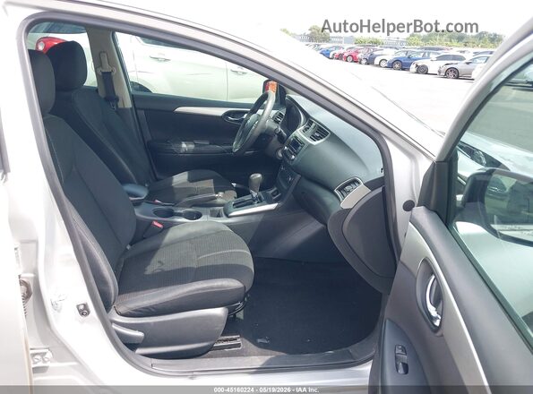 3N1AB7AP4HY320980 2017 NISSAN SENTRA Silver Front interior view