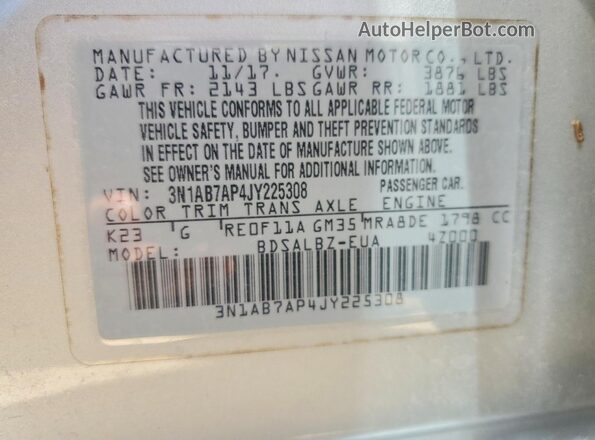 3N1AB7AP4JY225308 2018 NISSAN SENTRA Silver Շարժիչի բաժամունքի տեսք