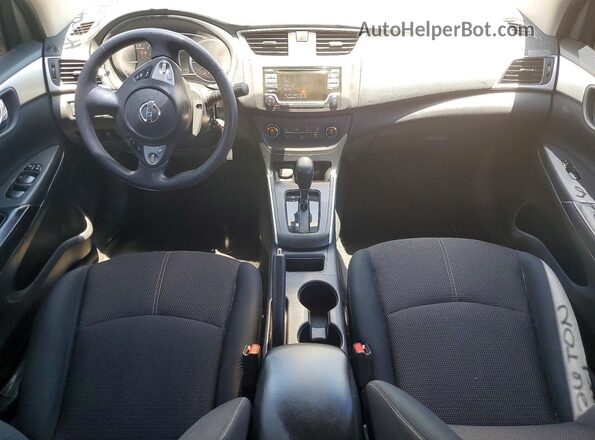 3N1AB7AP4JY225308 2018 NISSAN SENTRA Silver Առջևի վահանակի տեսք