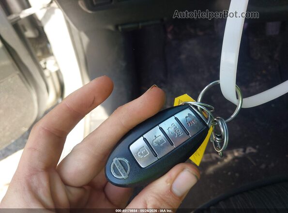 3N1AB7AP4JY231478 2018 NISSAN SENTRA Silver Вид панелі приладів