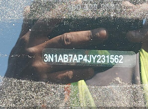 3N1AB7AP4JY231562 2018 NISSAN SENTRA Black Widok zestawu wskaźników