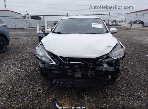 3N1AB7AP4JY297366 2018 NISSAN SENTRA White Widok wnętrza z tyłu
