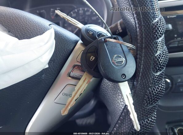 3N1AB7AP5HY222640 2017 NISSAN SENTRA Gray Dashboard view