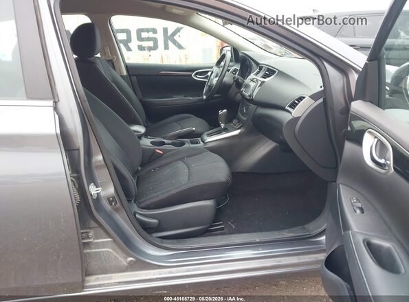 3N1AB7AP5JL650517 2018 NISSAN SENTRA Gray Vista interior delantera