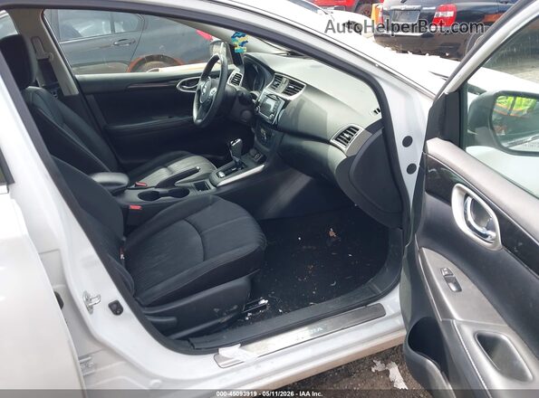 3N1AB7AP5JY267583 2018 NISSAN SENTRA White Սալոնի դիմացի տեսք