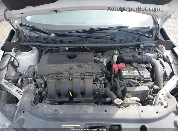 3N1AB7AP5JY267583 2018 NISSAN SENTRA White Հետևի տեսք