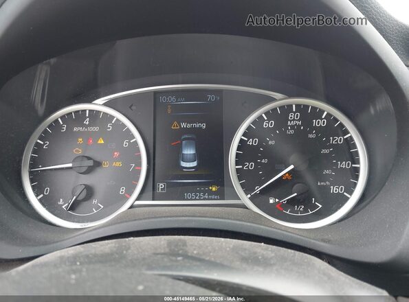 3N1AB7AP6JL633449 2018 NISSAN SENTRA Silver Widok tylnych siedzeń