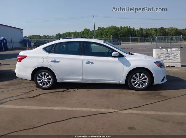 3N1AB7AP6KY345497 2019 NISSAN SENTRA White Widok wnętrza z tyłu